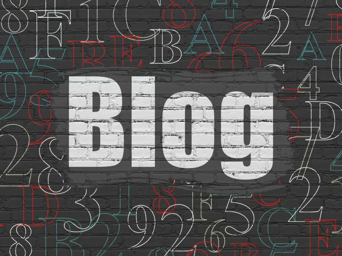 There are 8 advantages and 4 disadvantages of writing blog posts.