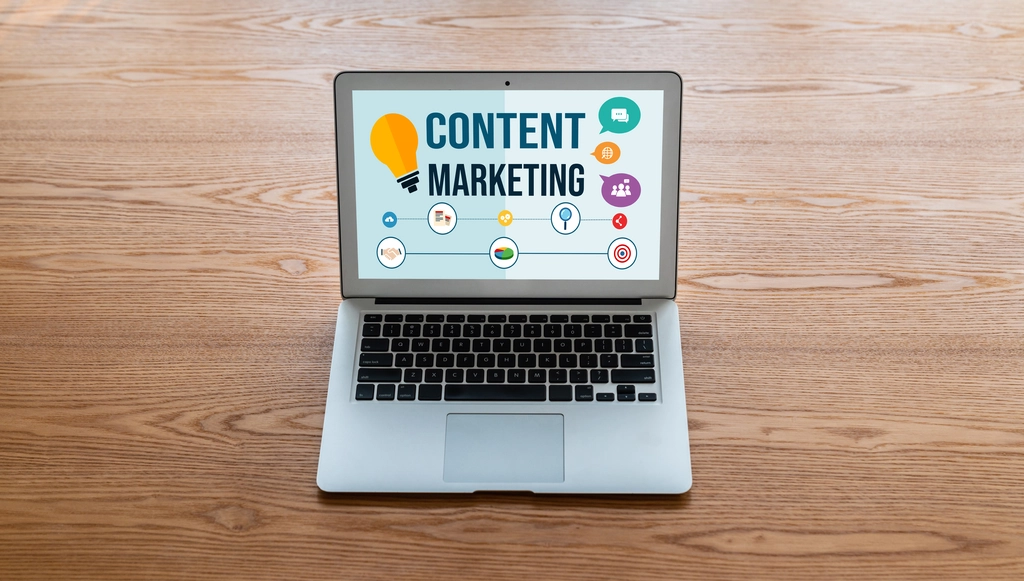 Les clés d’une stratégie de contenu marketing réussie : attirez, engagez et convertissez votre public cible