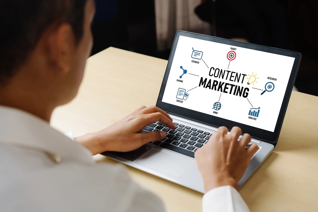 Wat is content marketing? Ontdek de krachtige strategie achter succesvolle marketing.